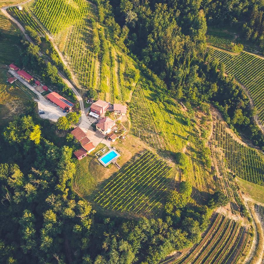 Tenuta Monteoliveto - Family Cottage - Agriturismo Nelle Langhe Vesime Exterior foto